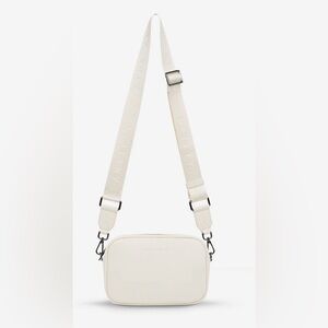 Status Anxiety Plunder Bag With Webbed Strap - Chalk